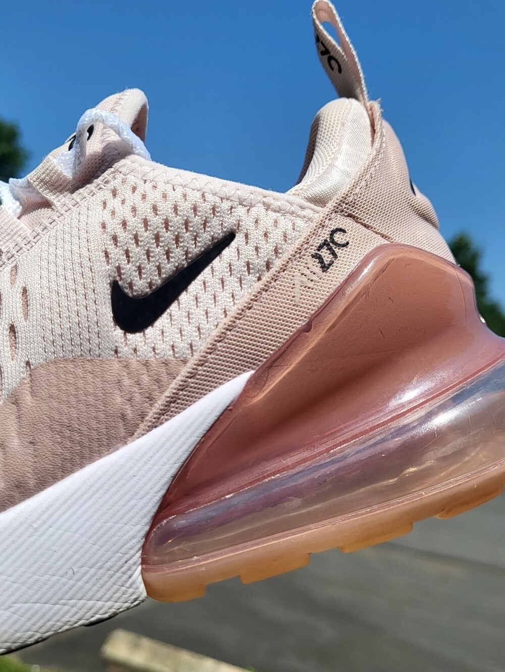 Nike Air Max 270 Womens Pink White Running Shoes Size 6 AH6789-604